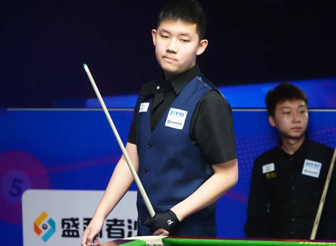 超联赛脱颖 超联赛脱颖