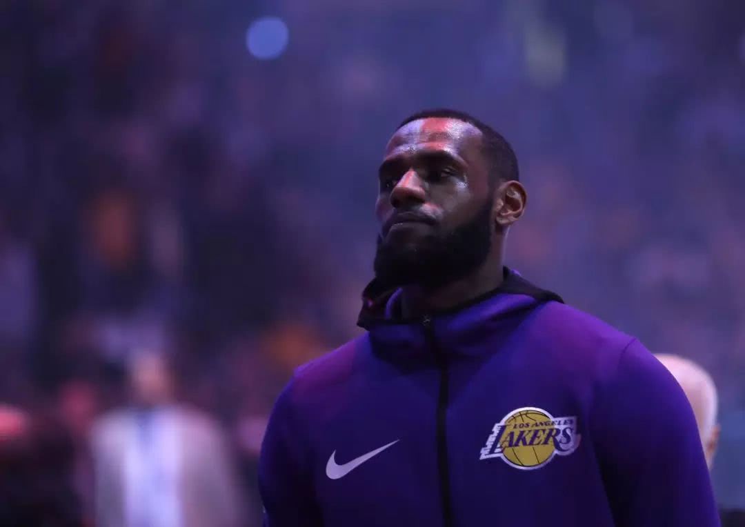 迫使诺维奇 迫使诺维奇