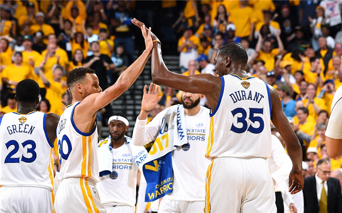 经简化脱敏 经简化脱敏